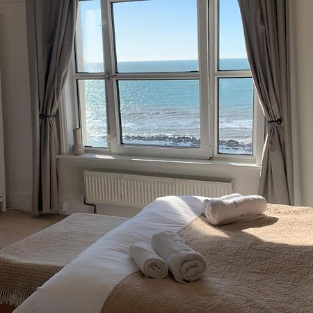 Beach View, 4 Bedroom House Opposite The Sea! Sleeps 10 Сэндгэйт Экстерьер фото