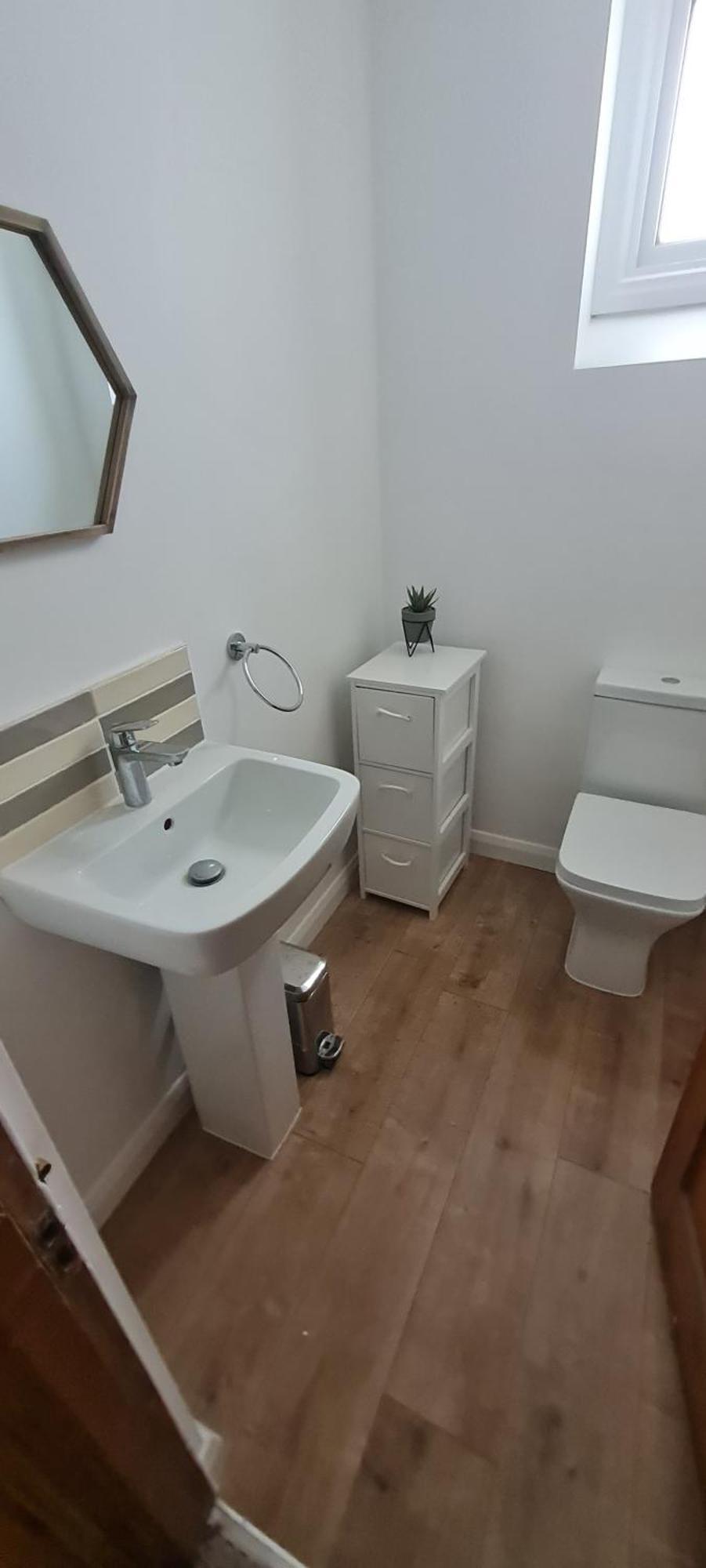 Beach View, 4 Bedroom House Opposite The Sea! Sleeps 10 Сэндгэйт Экстерьер фото
